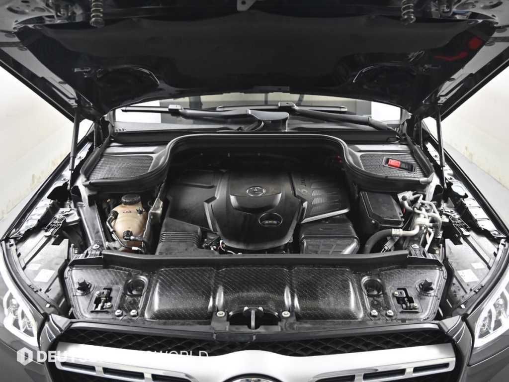 Mercedes Benz GLS Class - Vista 6