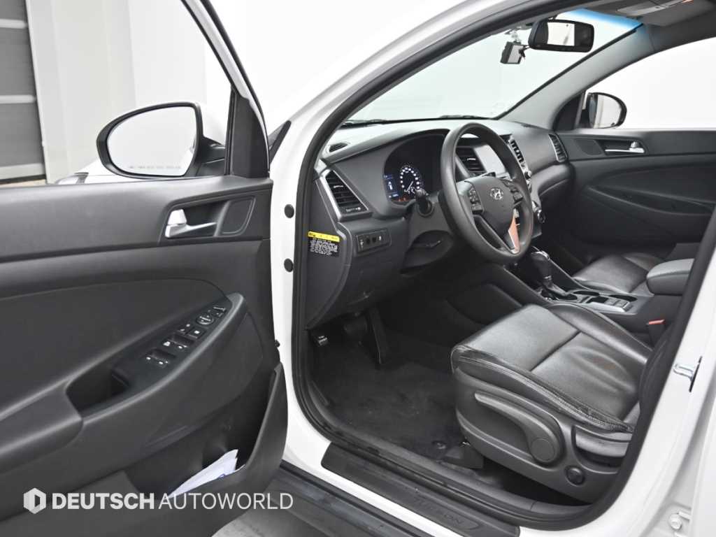 HYUNDAI Tucson - Vista 11