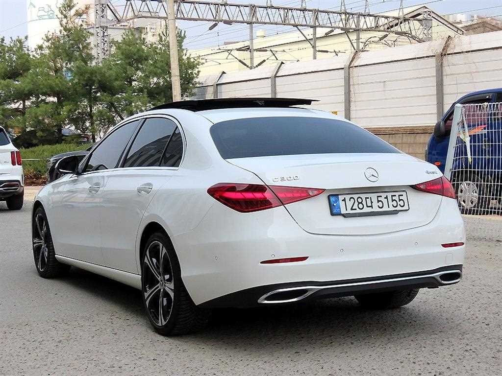Mercedes Benz C Class - Vista 3