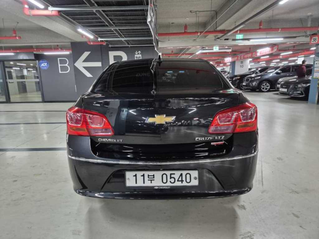 Chevrolet Cruise - Vista 4