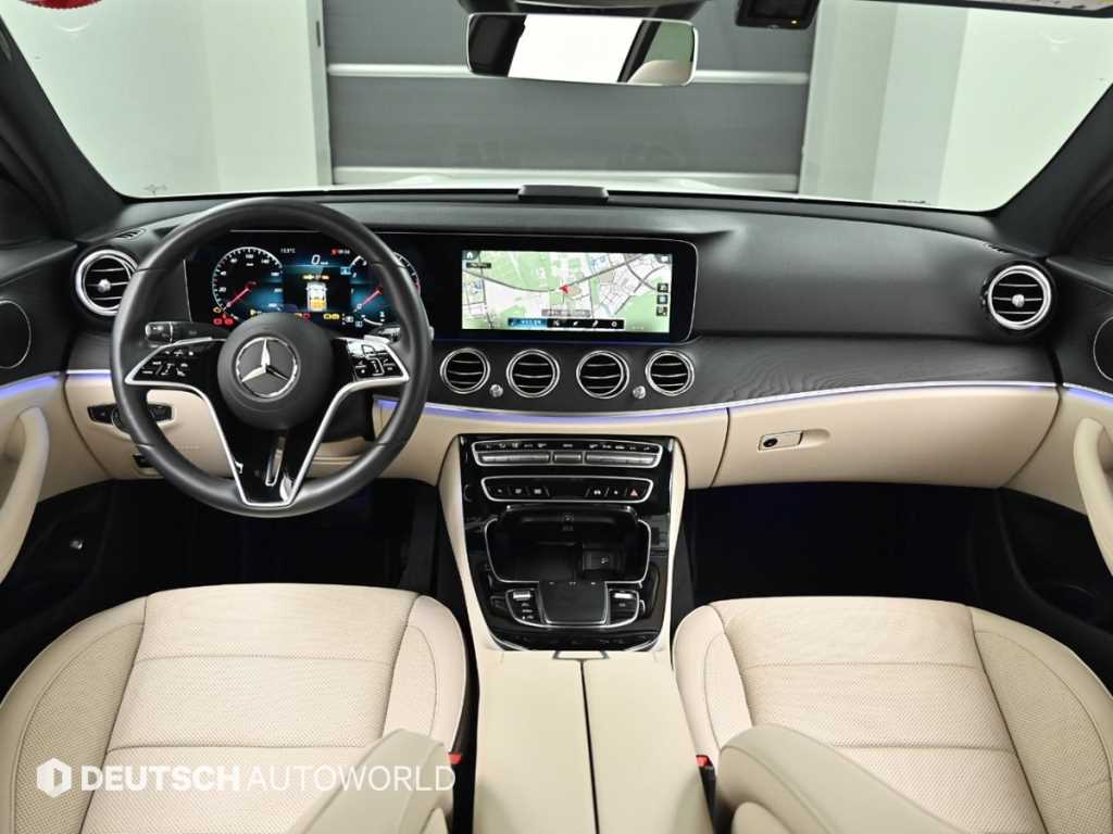 Mercedes Benz E class - Vista 7