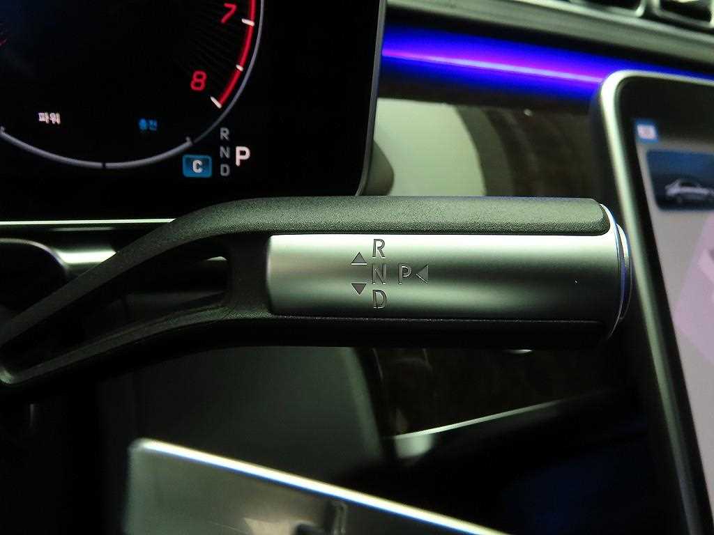 Mercedes Benz S Class - Vista 10