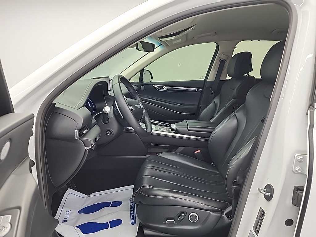 Genesis GV80 - Vista 11