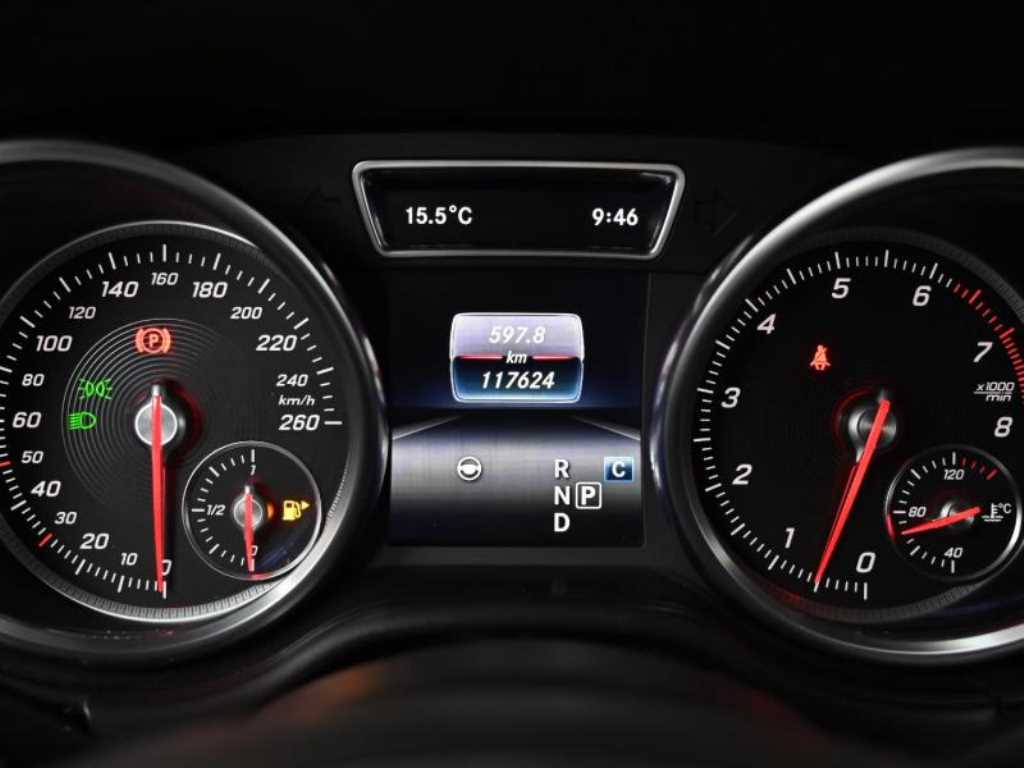 Mercedes Benz GLS Class - Vista 5