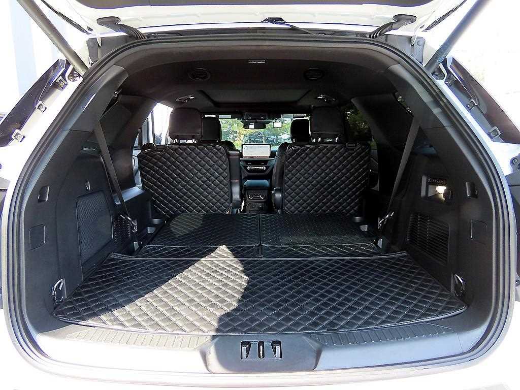 Ford Explorer 2025 Blanco - Importación desde Corea - HF Imports Iquique - Foto 17