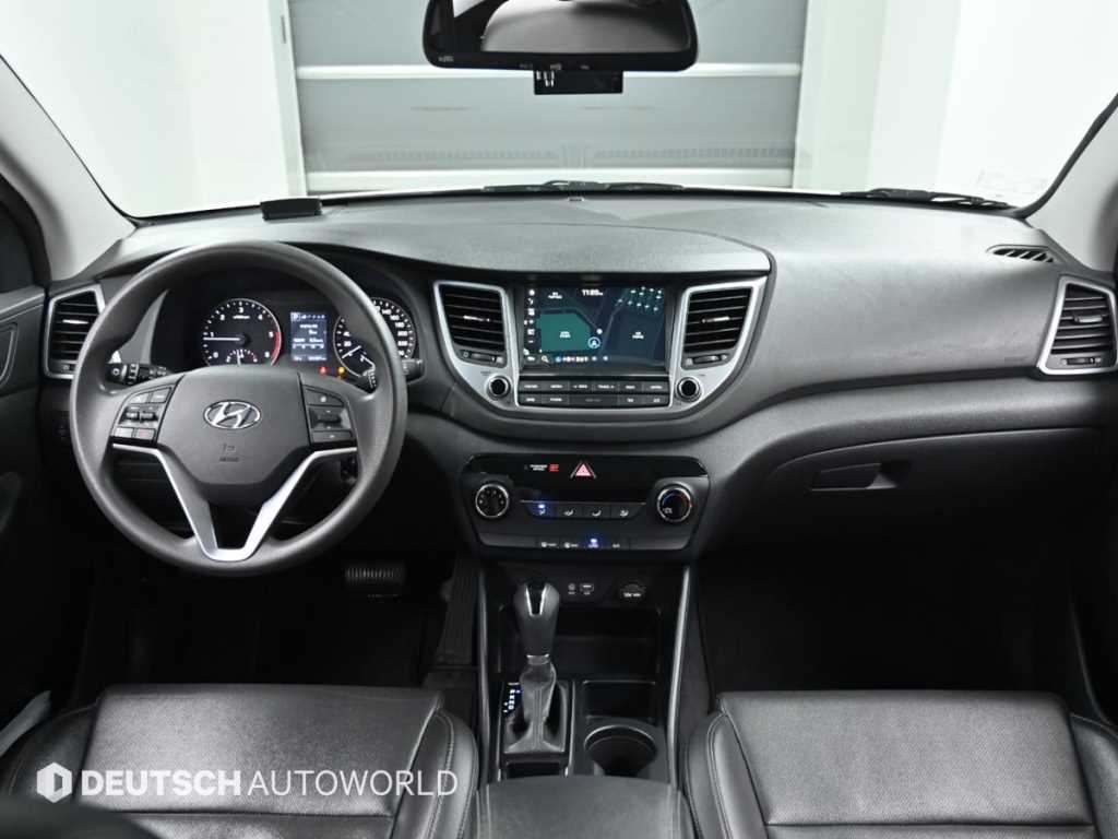HYUNDAI Tucson - Vista 7
