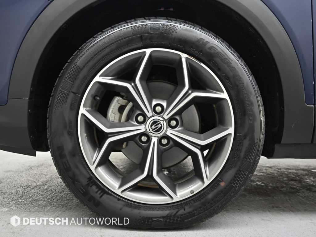 Ssangyong Korando - Vista 5