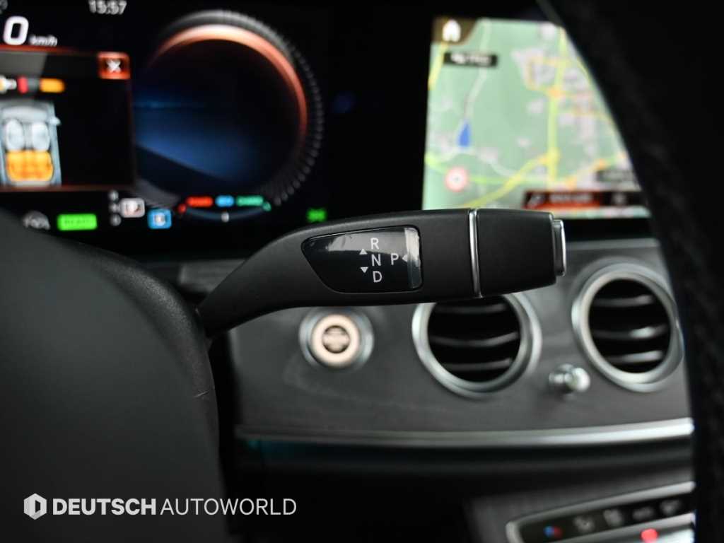 Mercedes Benz E class - Vista 9