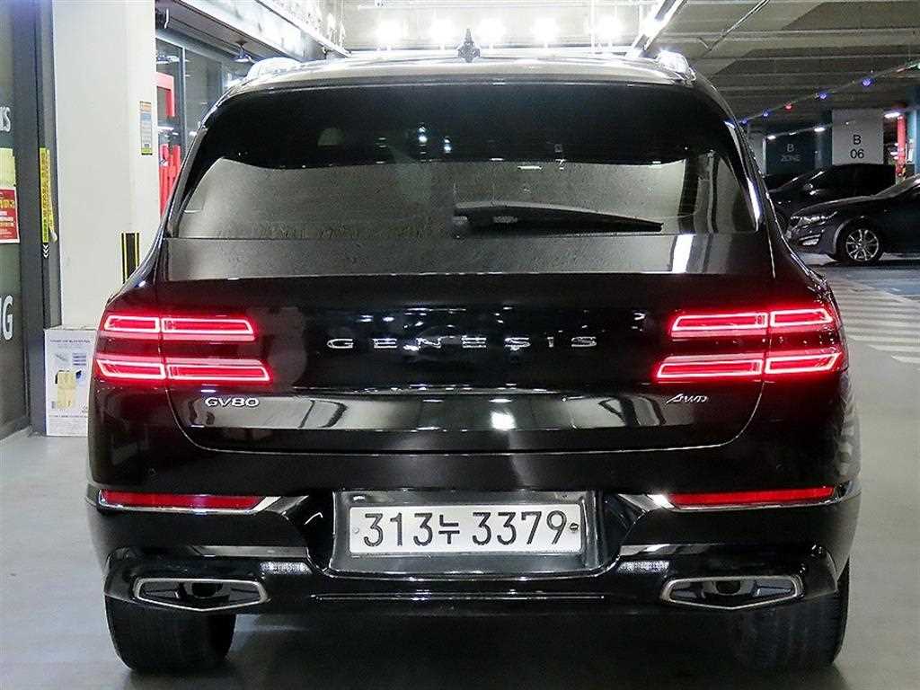 Genesis GV80 - Vista 5