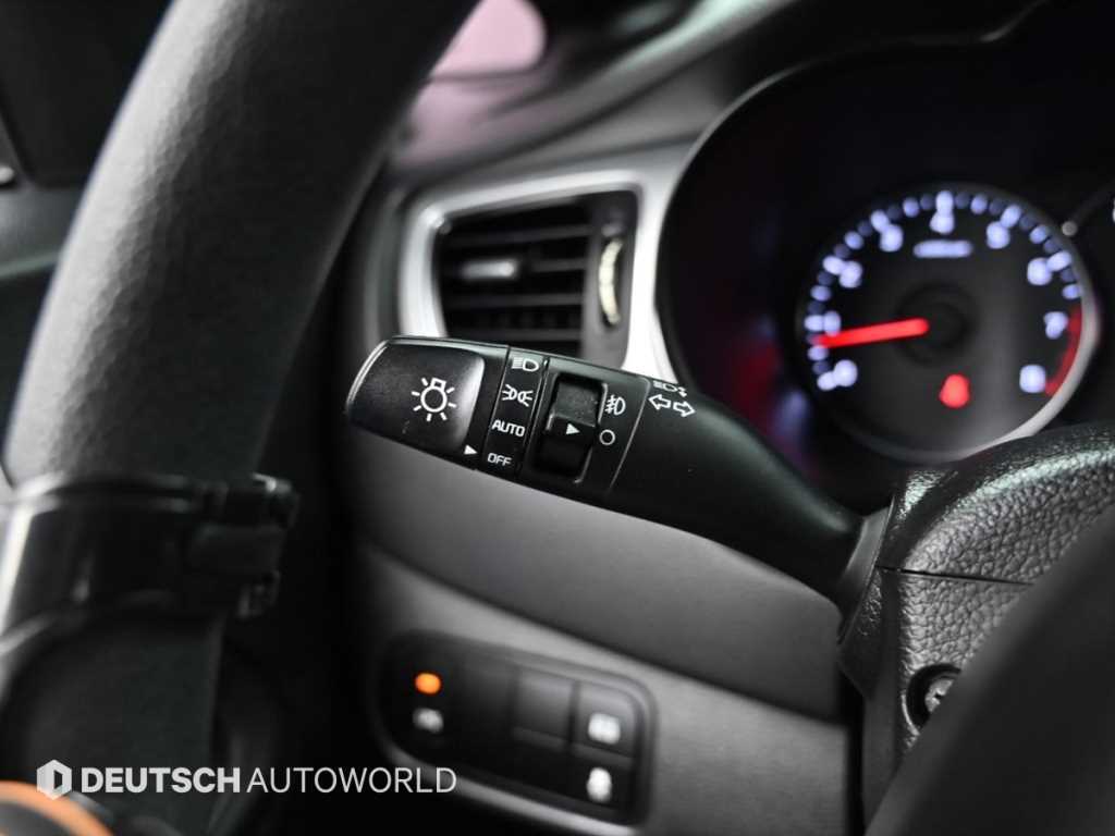 KIA Carens 2014 Gris - Importación desde Corea - HF Imports Iquique - Foto 17