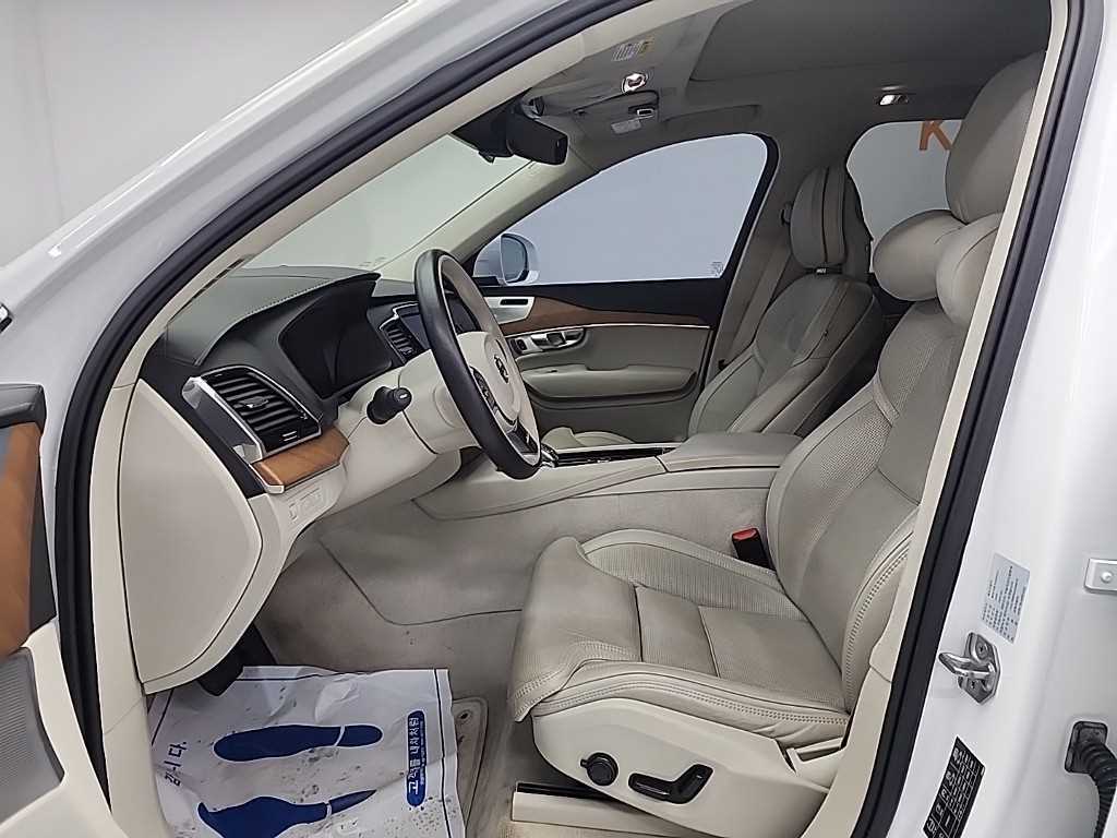 Volvo XC90 - Vista 11