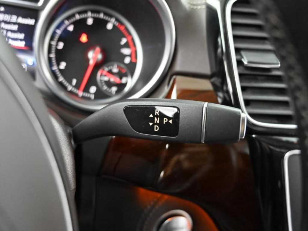 Mercedes Benz GLS Class - Vista 9