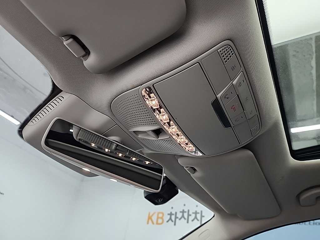 Mercedes Benz E class 2018 Negro - Importación desde Corea - HF Imports Iquique - Foto 18