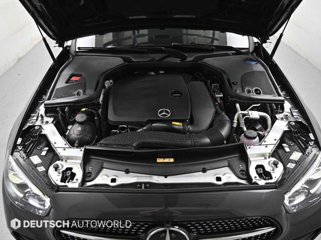 Mercedes Benz E class - Vista 6