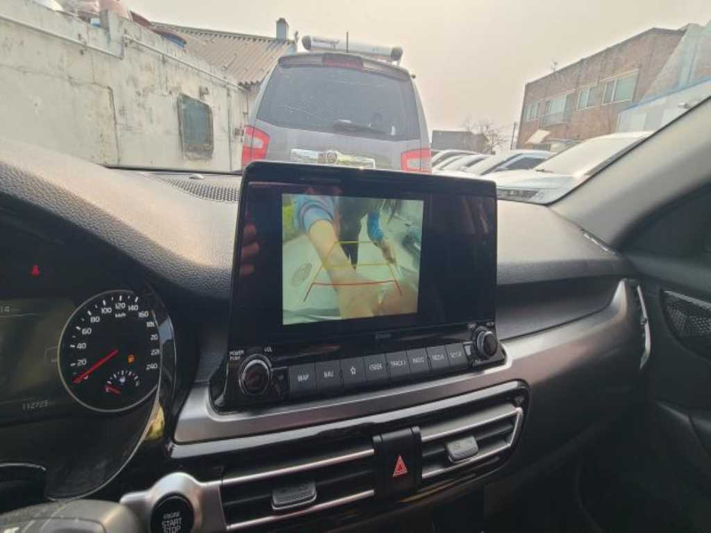 KIA Seltos - Vista 9