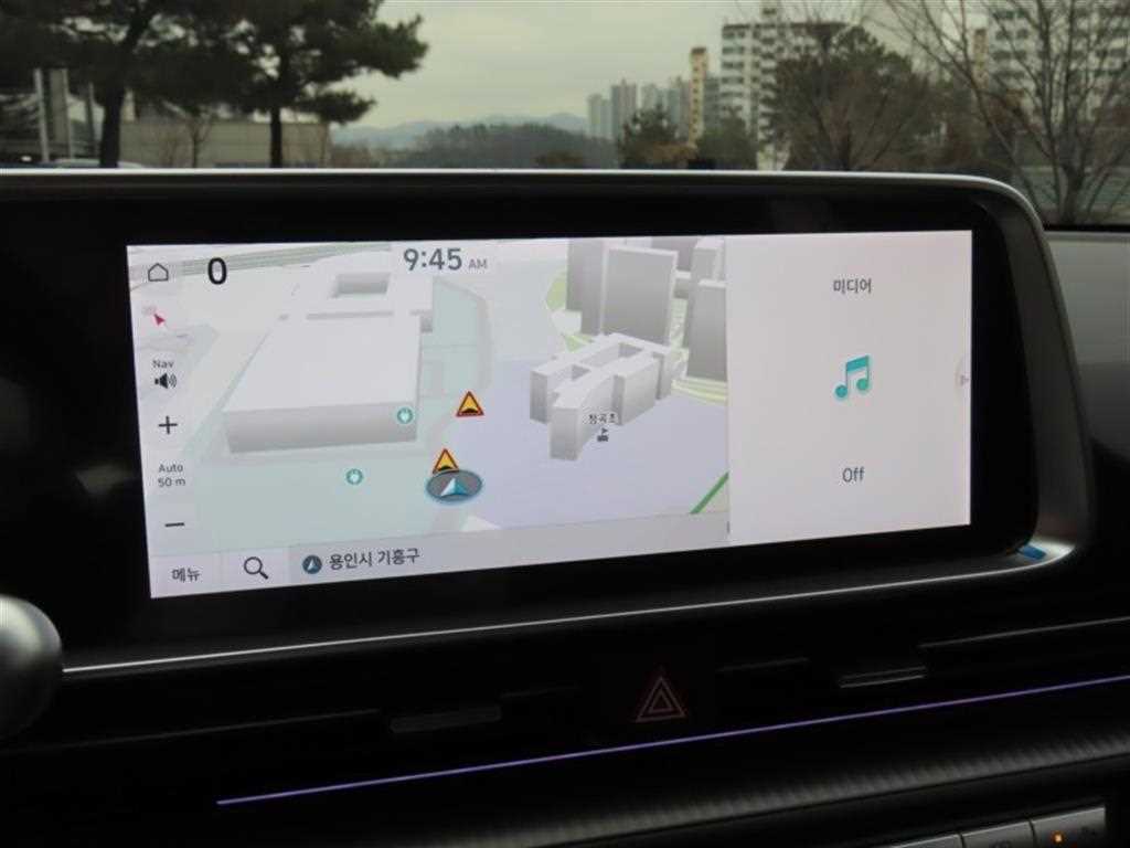 HYUNDAI Ioniq 6 - Vista 9