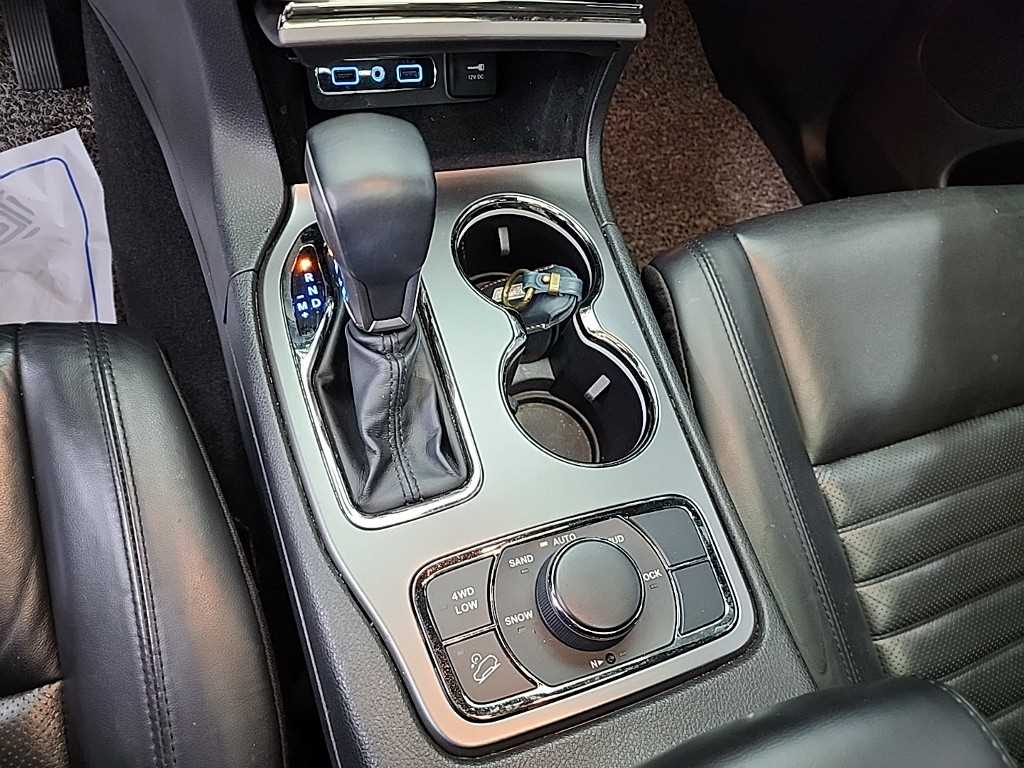 Jeep Cherokee - Vista 8