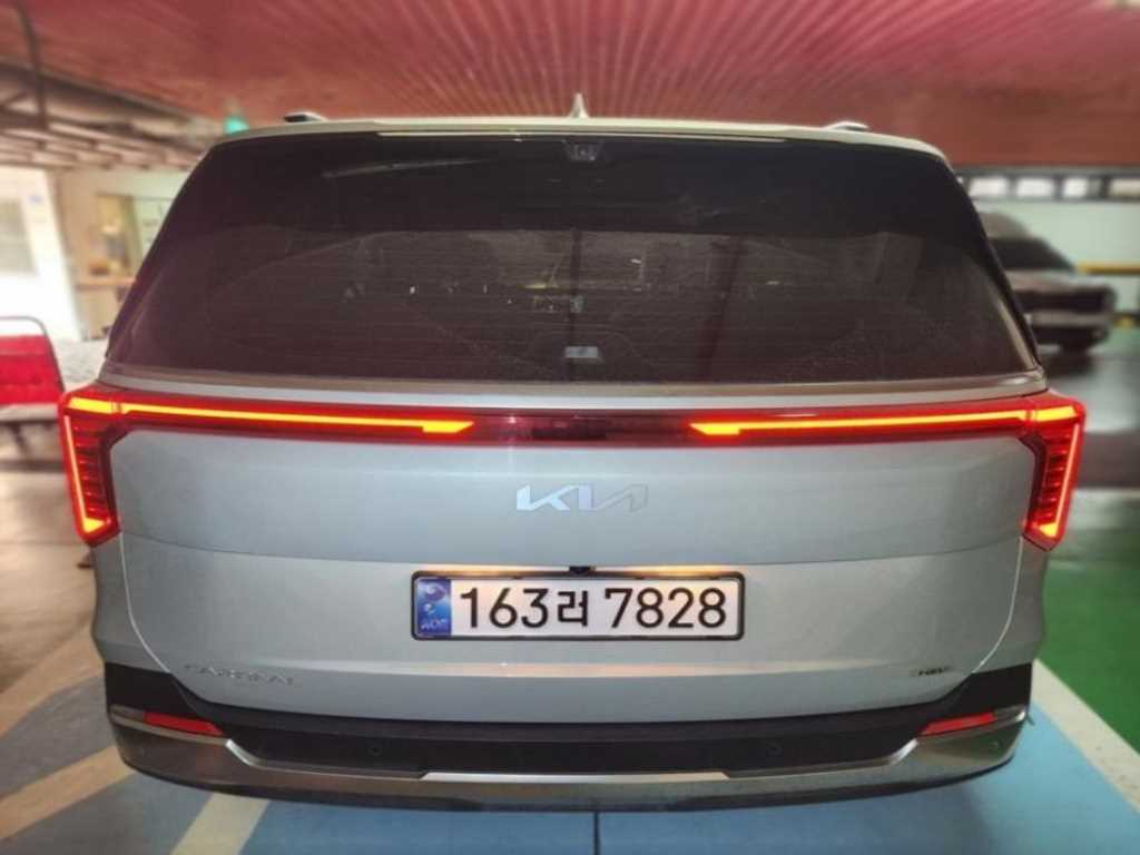 KIA Carnival - Vista 2