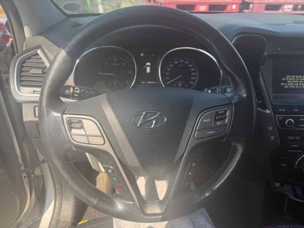 HYUNDAI Santa Fe - Vista 7