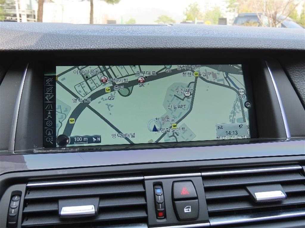 BMW 5 Series - Vista 8