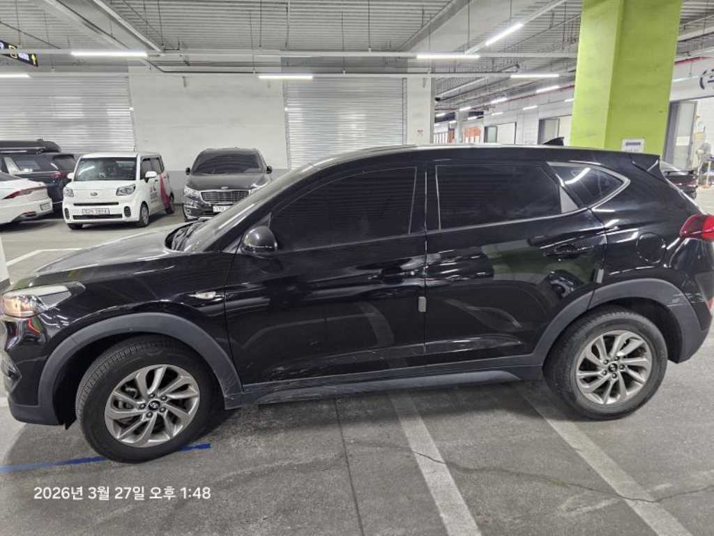 HYUNDAI Tucson - Vista 5