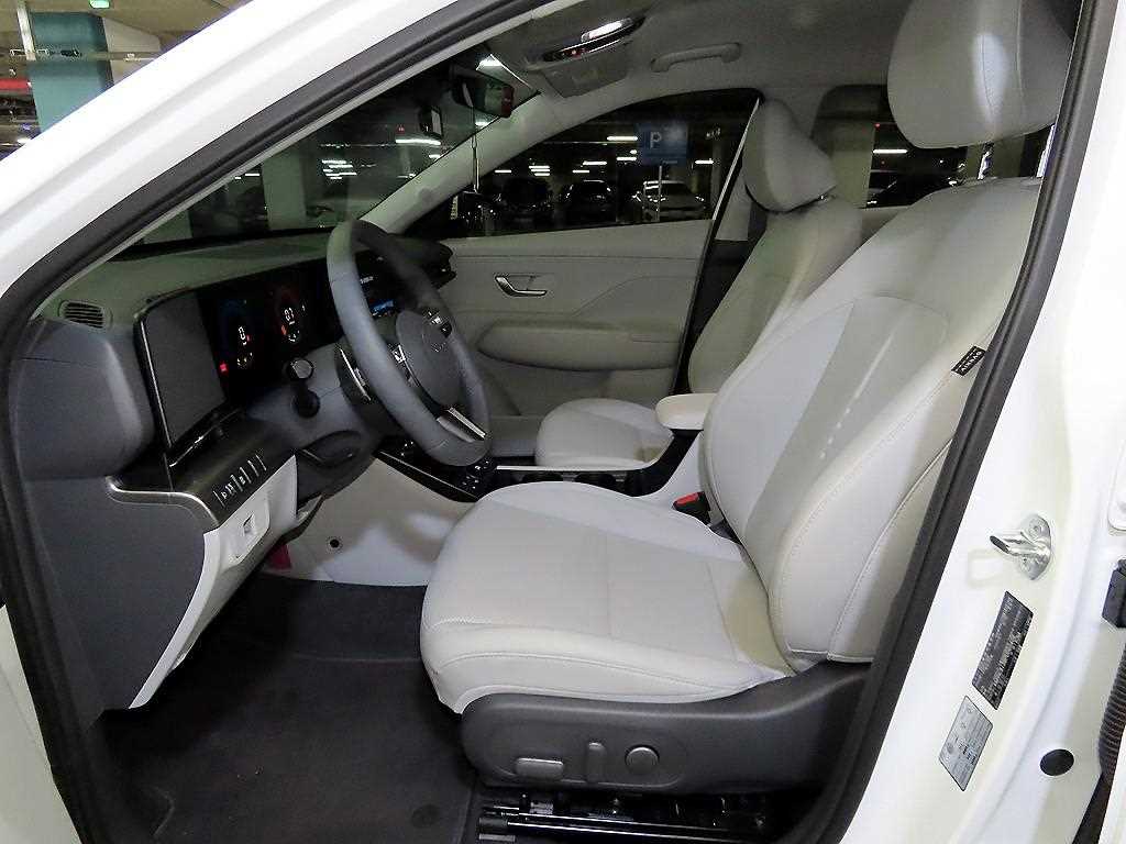 HYUNDAI Kona - Vista 6