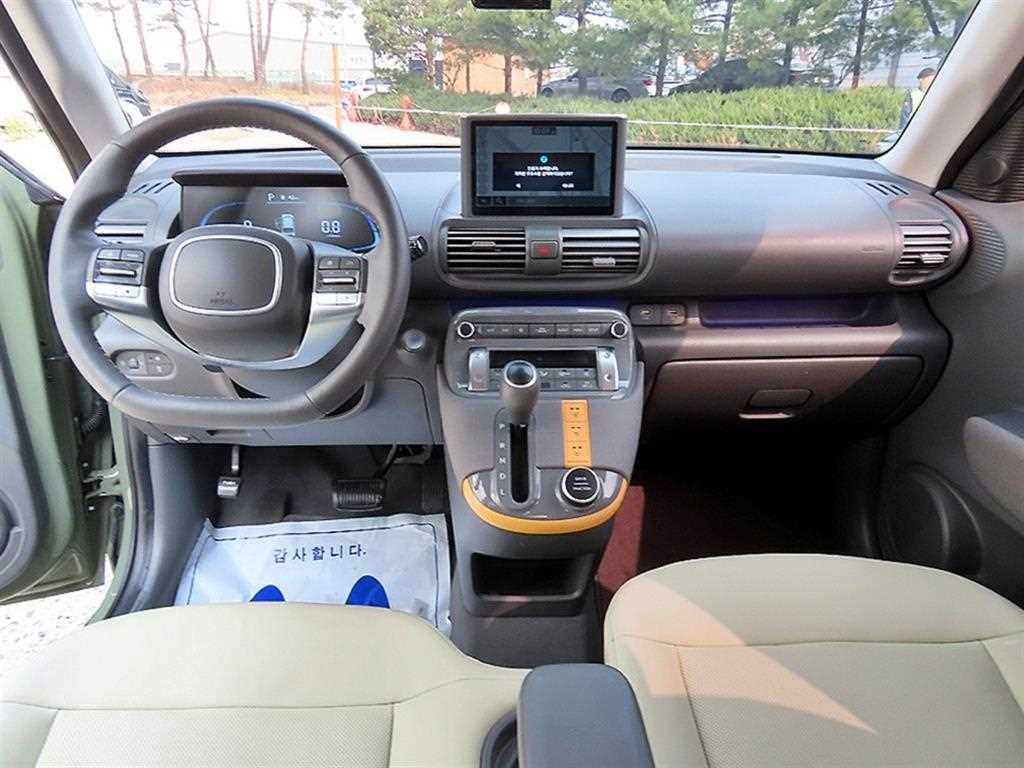 HYUNDAI Casper - Vista 7