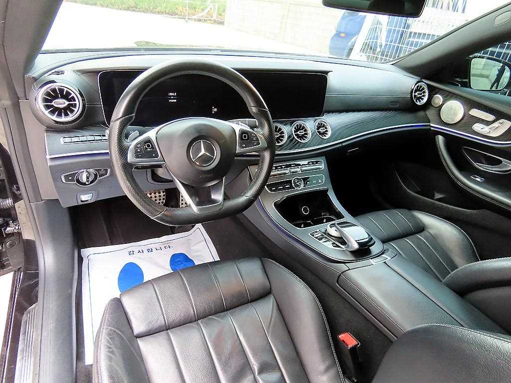 Mercedes Benz E class - Vista 7