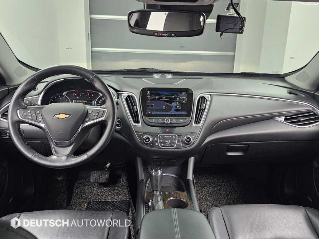 Chevrolet Malibu - Vista 7