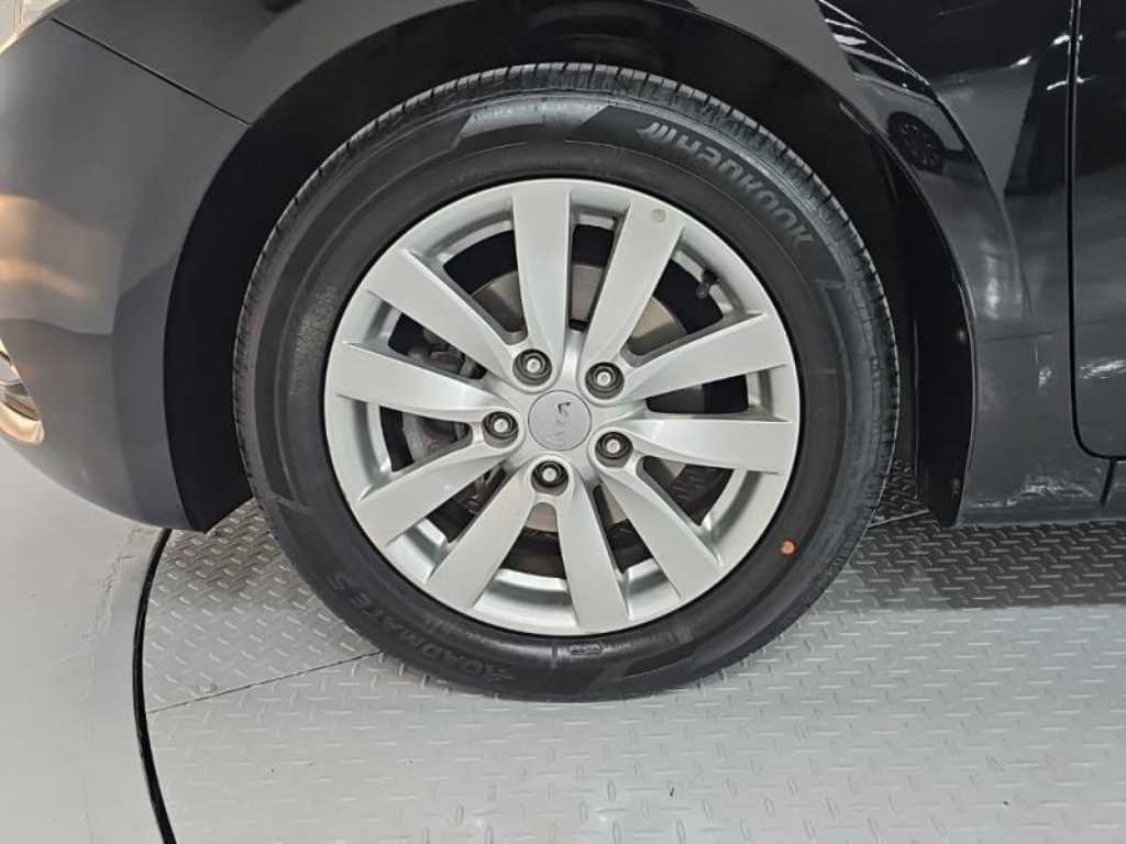 KIA K3 2013 Negro - Importación desde Corea - HF Imports Iquique - Foto 20