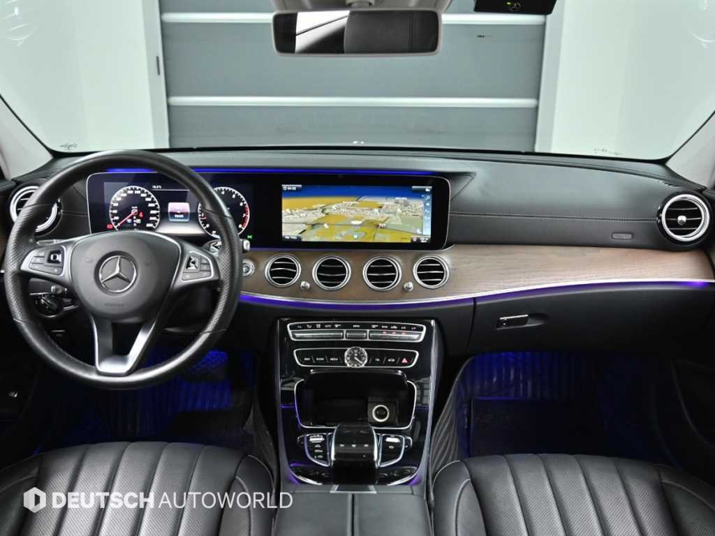 Mercedes Benz E class - Vista 7