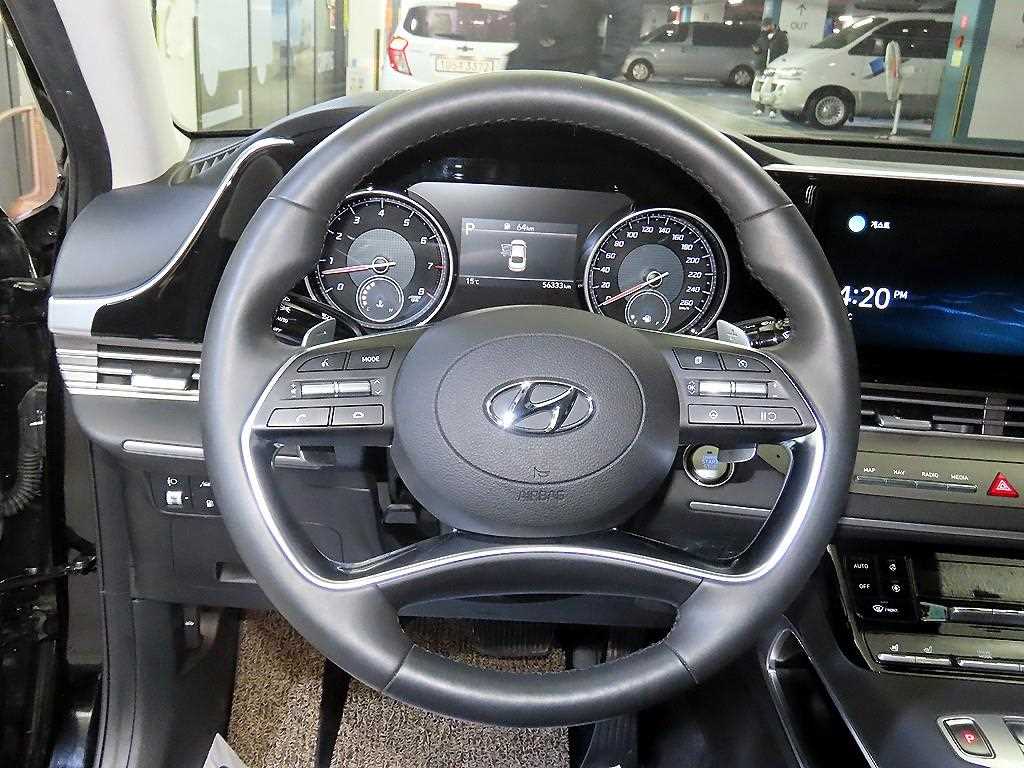 HYUNDAI Grandeur - Vista 8