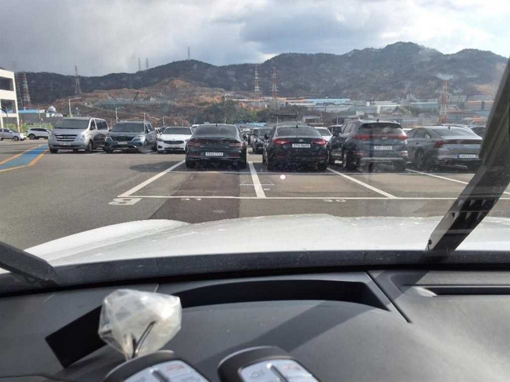 Genesis GV70 2022 Blanco - Importación desde Corea - HF Imports Iquique - Foto 18