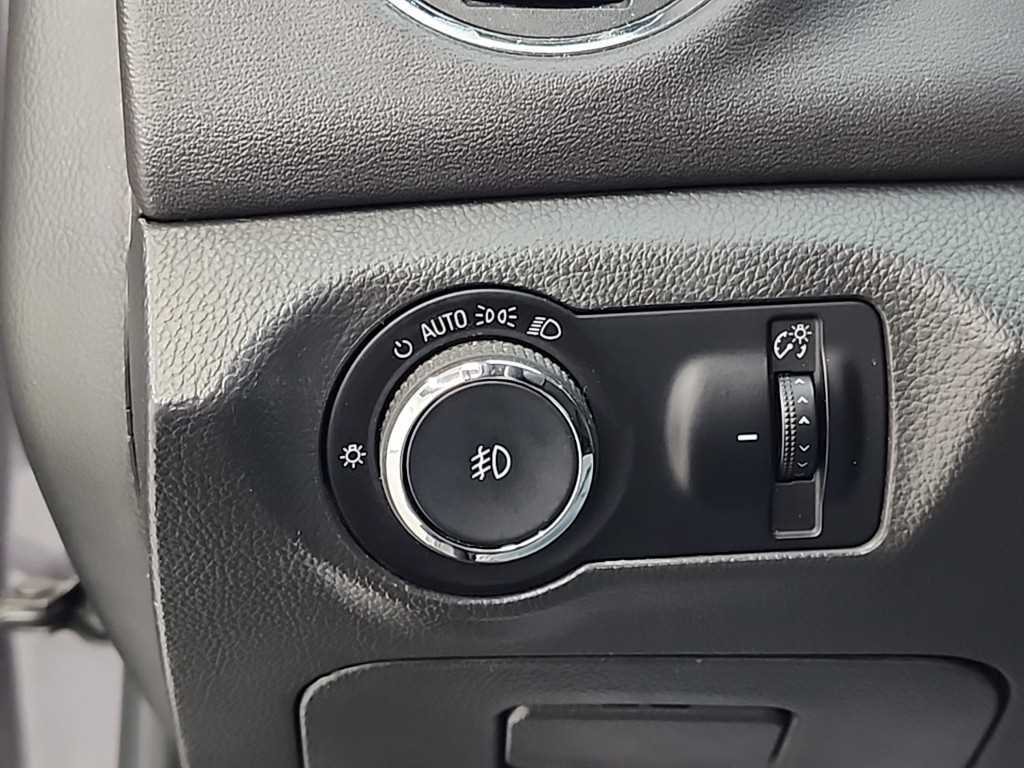 Chevrolet Cruise 2013 Gris - Importación desde Corea - HF Imports Iquique - Foto 17