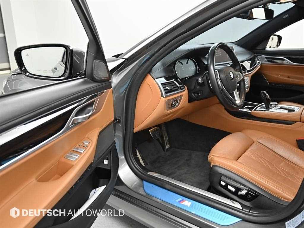 BMW 7 Series - Vista 11