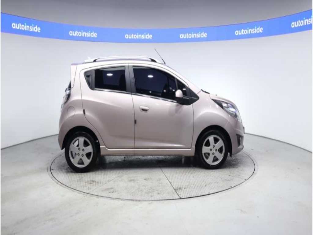 Chevrolet Spark - Vista 5