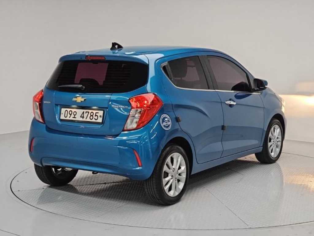 Chevrolet Spark - Vista 4