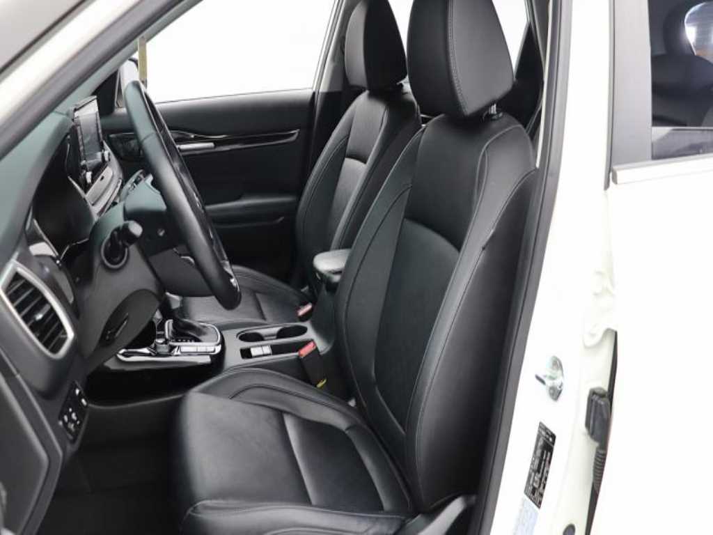 KIA Seltos - Vista 9