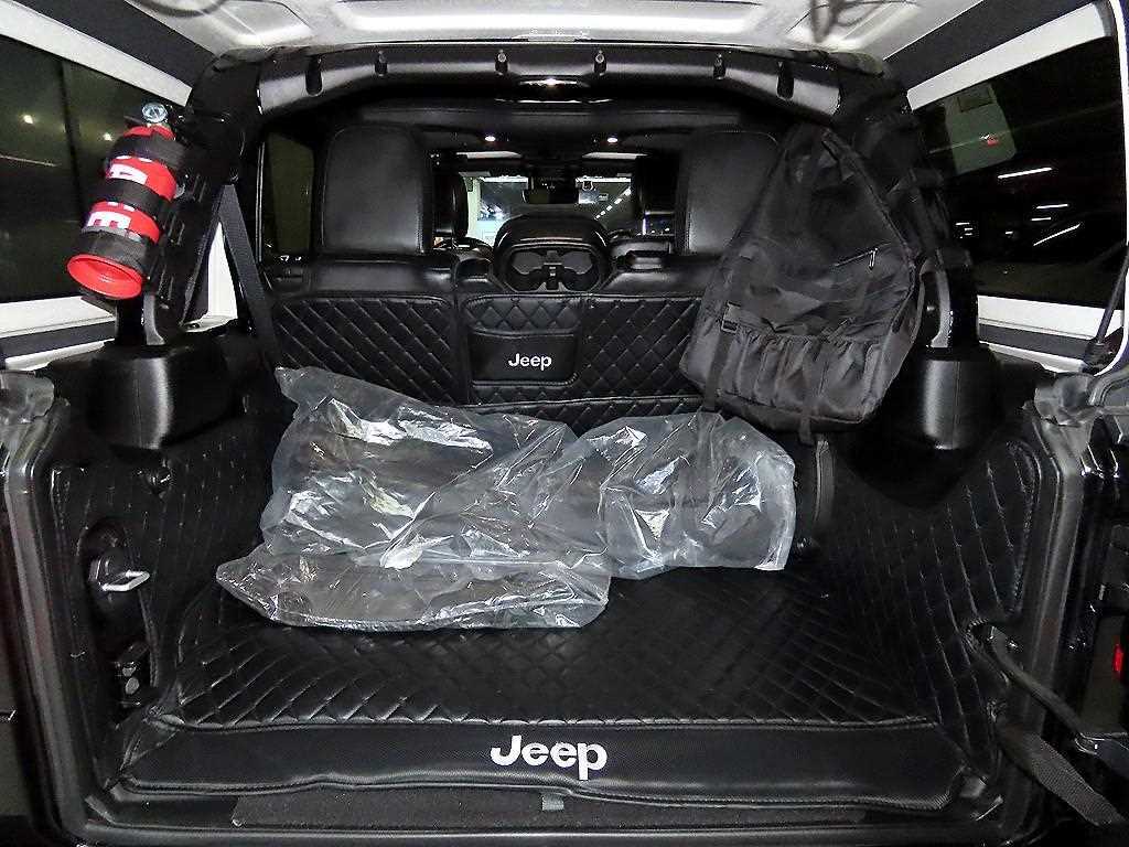 Jeep Wrangler 2025 Negro - Importación desde Corea - HF Imports Iquique - Foto 17