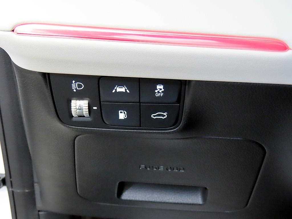 HYUNDAI Grandeur 2022 Blanco - Importación desde Corea - HF Imports Iquique - Foto 13