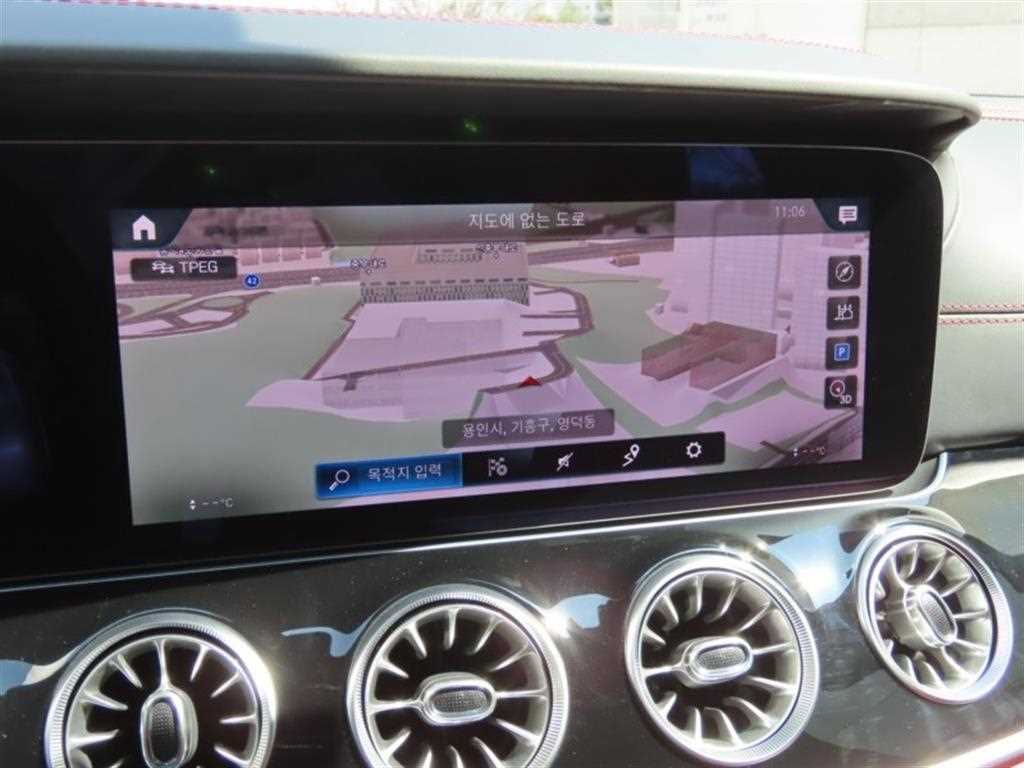 Mercedes Benz AMG GT - Vista 8