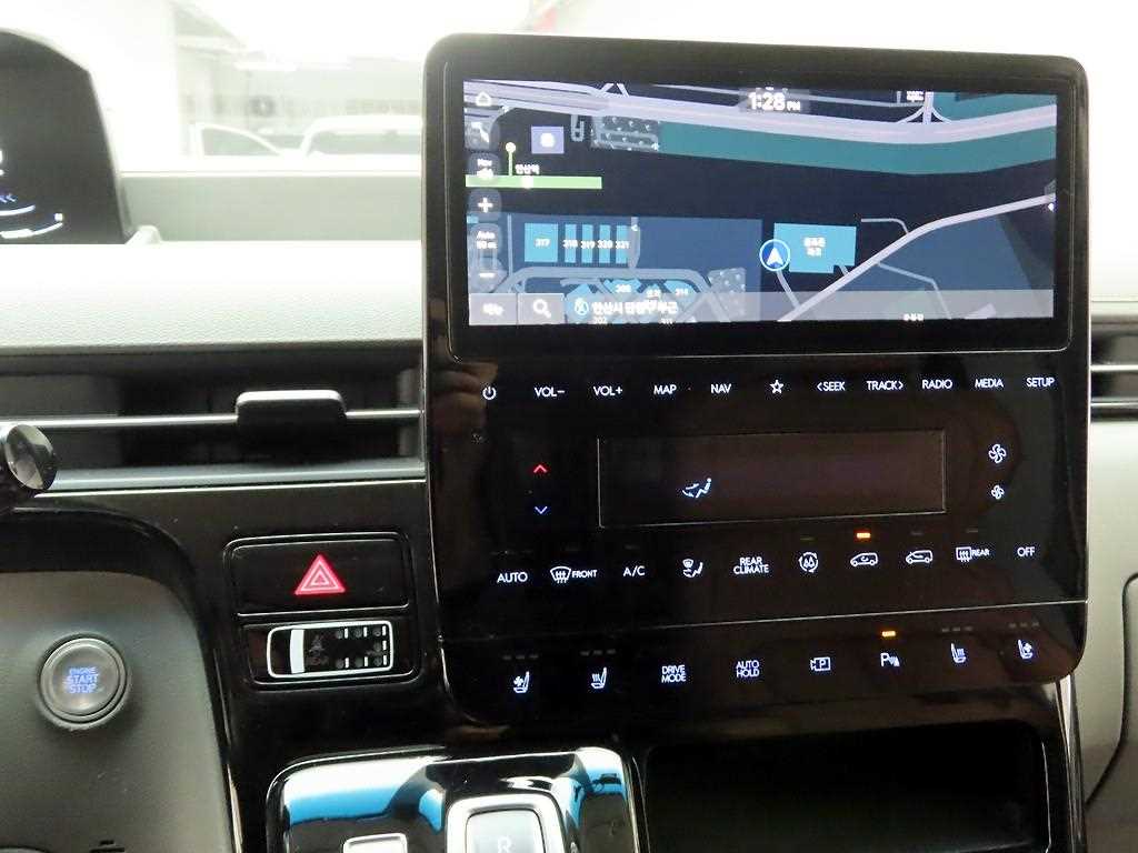 HYUNDAI Staria - Vista 10