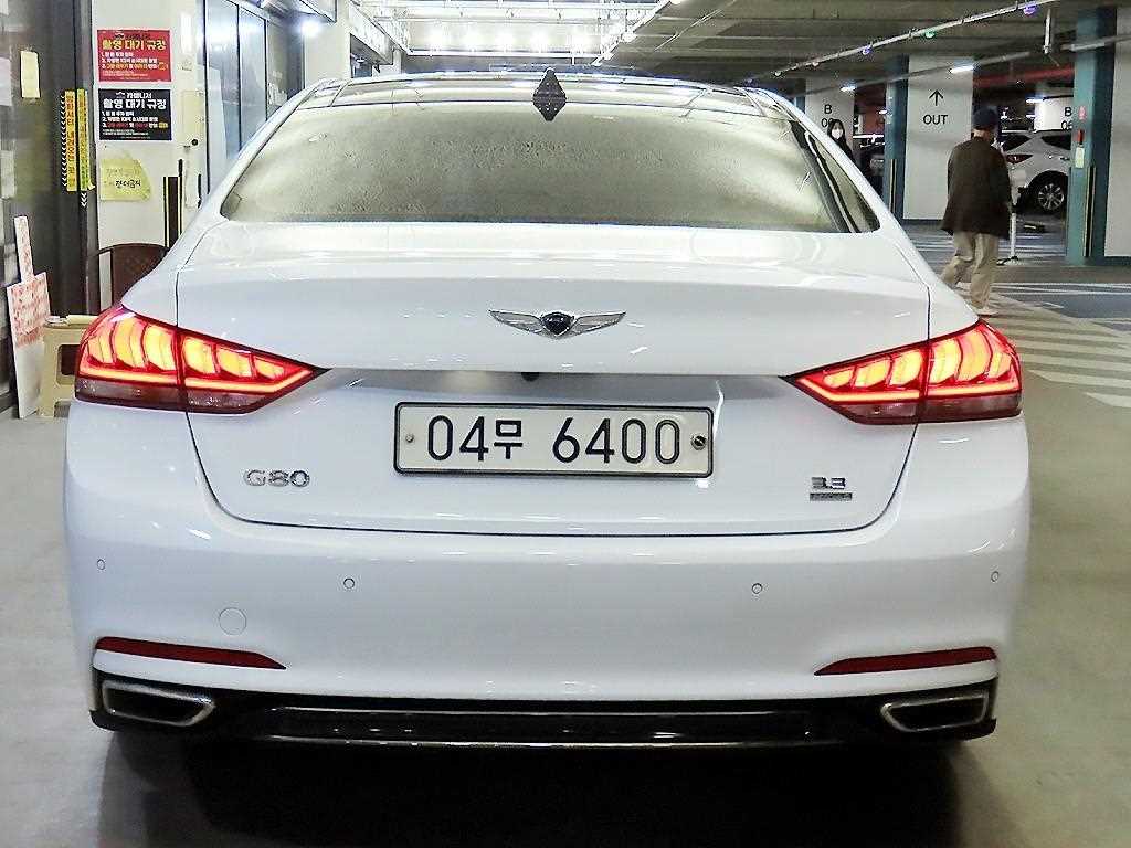 Genesis G80 - Vista 5