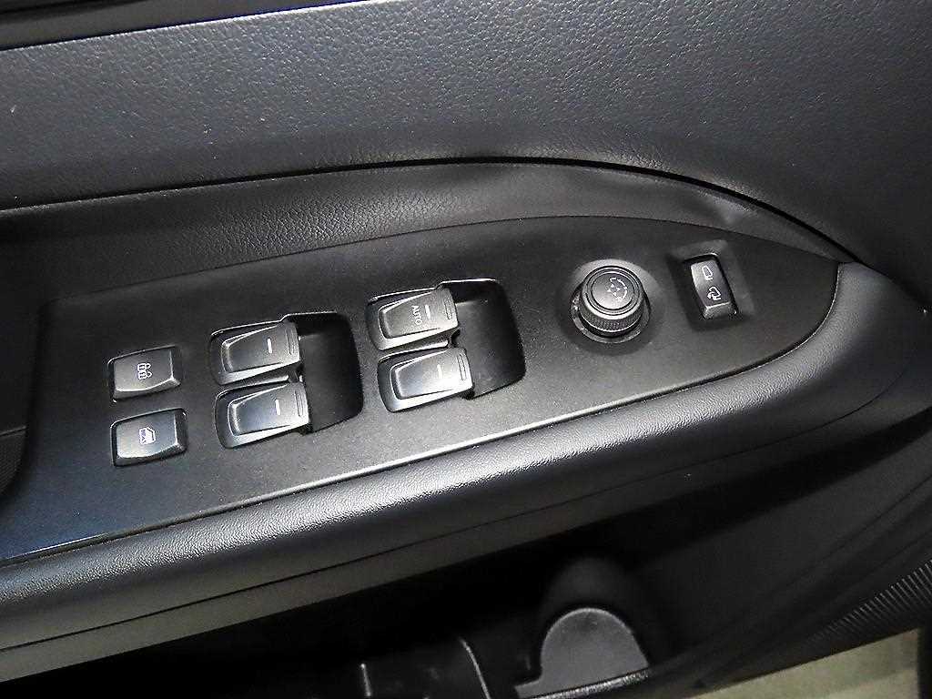 Ssangyong Rexton 2022 Blanco - Importación desde Corea - HF Imports Iquique - Foto 13