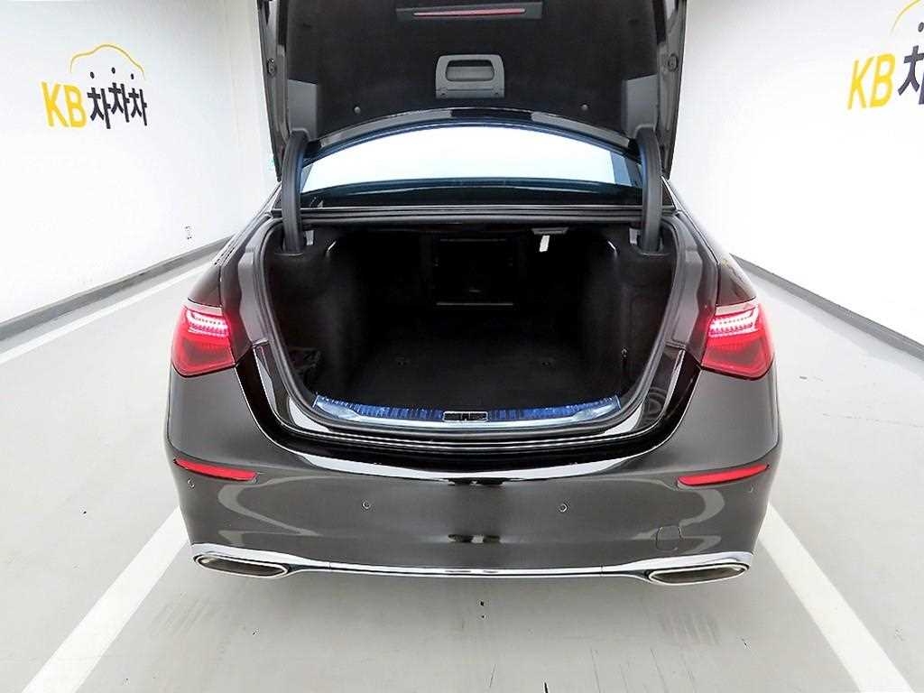 Mercedes Benz S Class - Vista 5