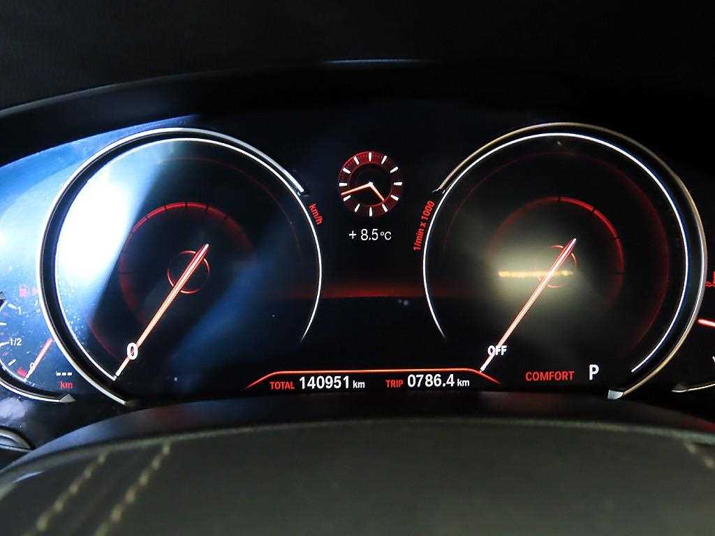 BMW 5 Series - Vista 9