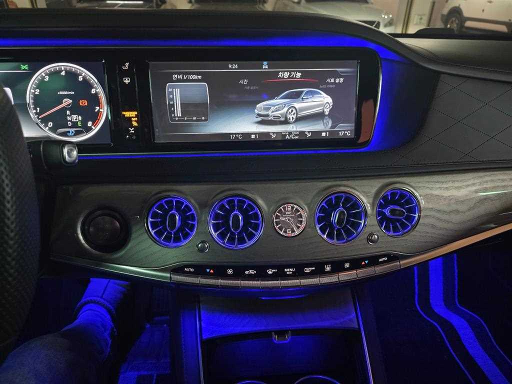 Mercedes Benz S Class - Vista 10