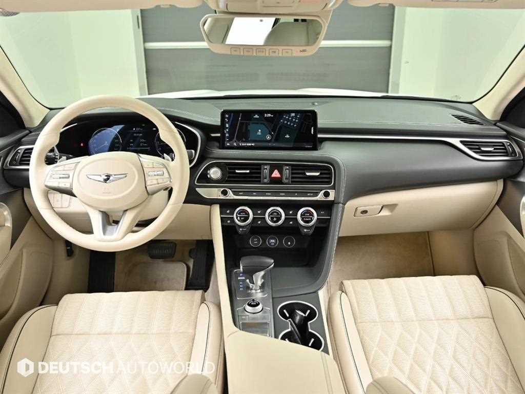 Genesis G70 - Vista 7