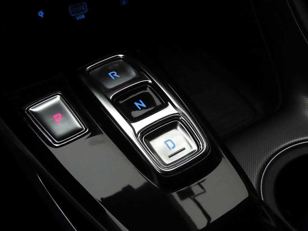 HYUNDAI Sonata - Vista 11