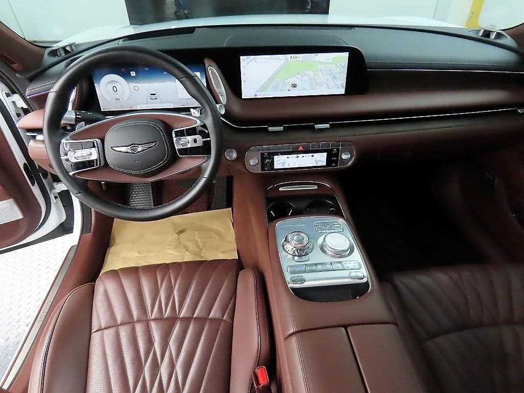 Genesis G90 - Vista 7